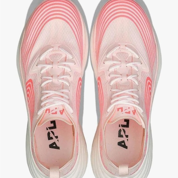 Streamline Running Shoe (Women) - Picture 2 of 3